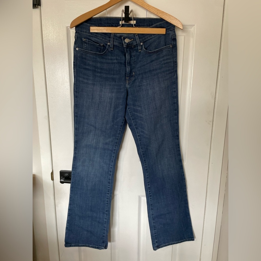 Women’s High Rise Bootcut Levi's 315 Jeans 30x32
